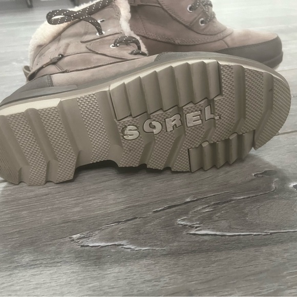 Sorel Women's Winter Boots - Brown and Cream - Picture 5 of 5